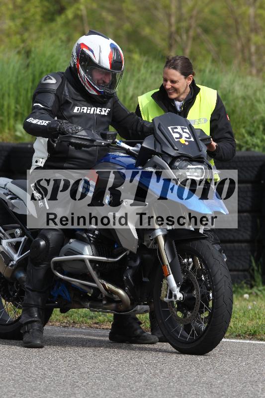 Archiv-2025/10 23.04.2025 Cornu Master School ADR/rot-rouge/55